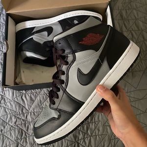 Jordan 1 Mid ‘Shadow’ Size 11.5 Mens